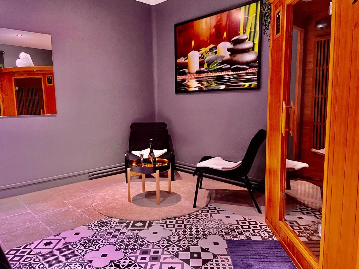 Suite Avec Jacuzzi Et Sauna Privee Evreux Exterior photo